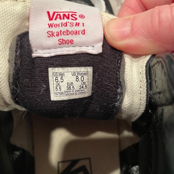 High top black Vans   Men’s 6.5, women’s 8 - Picture 6 of 8